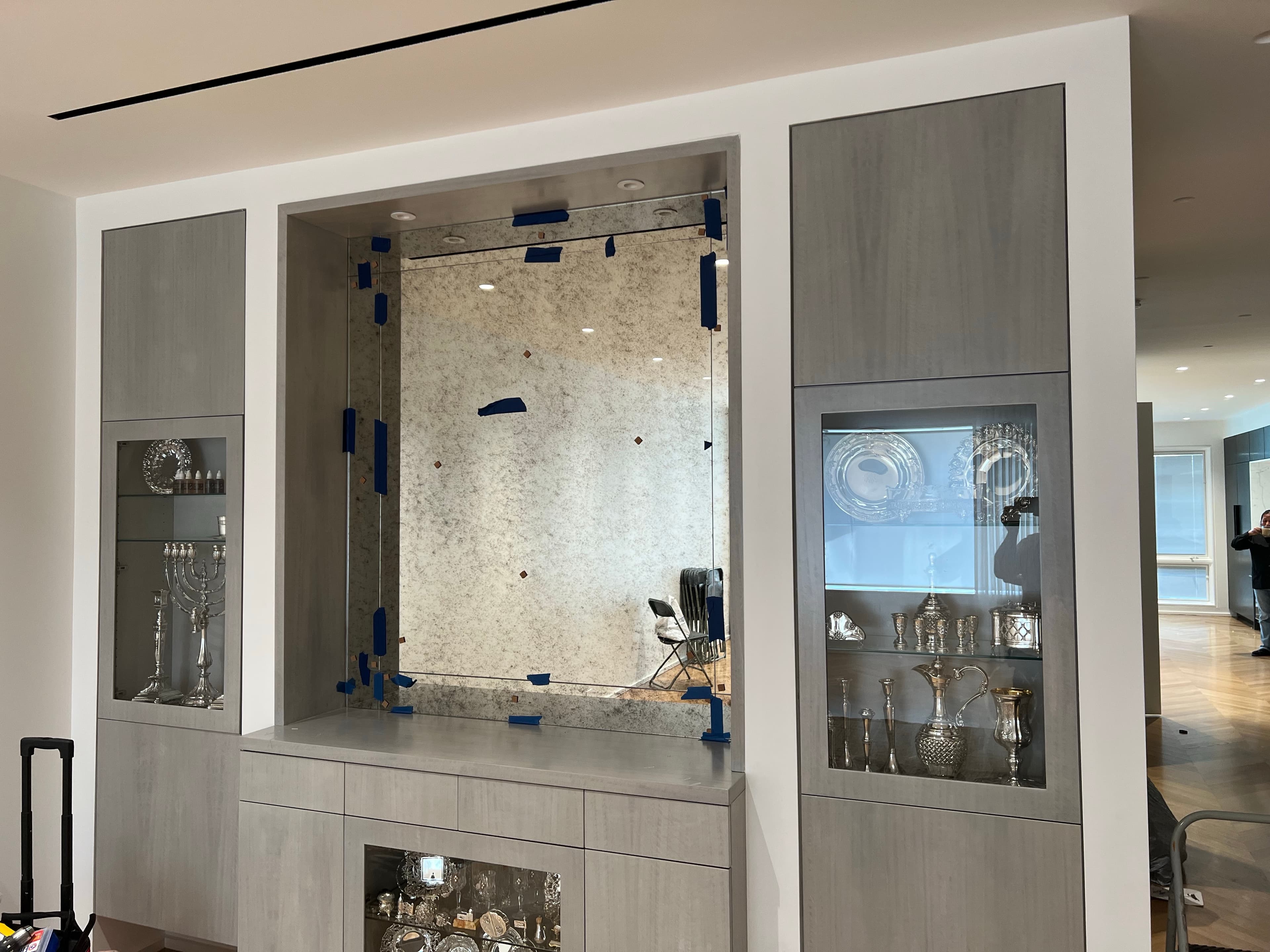 Antique Mirror - custom mirror installation by Monticello Glass